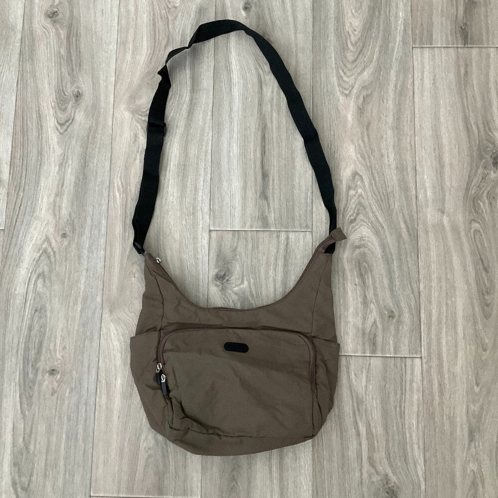 Baggallini Crossbody Purse Adjustable Shoulder Strap Brown Nylon Travel